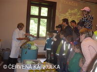 Medobraní s dětským dnem u Perníkové chaloupky 2011