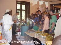 Medobraní s dětským dnem u Perníkové chaloupky 2011