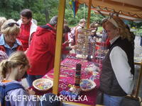 Medobraní s dětským dnem u Perníkové chaloupky 2011