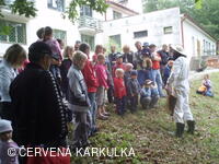 Medobraní s dětským dnem u Perníkové chaloupky 2011
