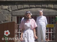 Medobraní s dětským dnem u Perníkové chaloupky 2011
